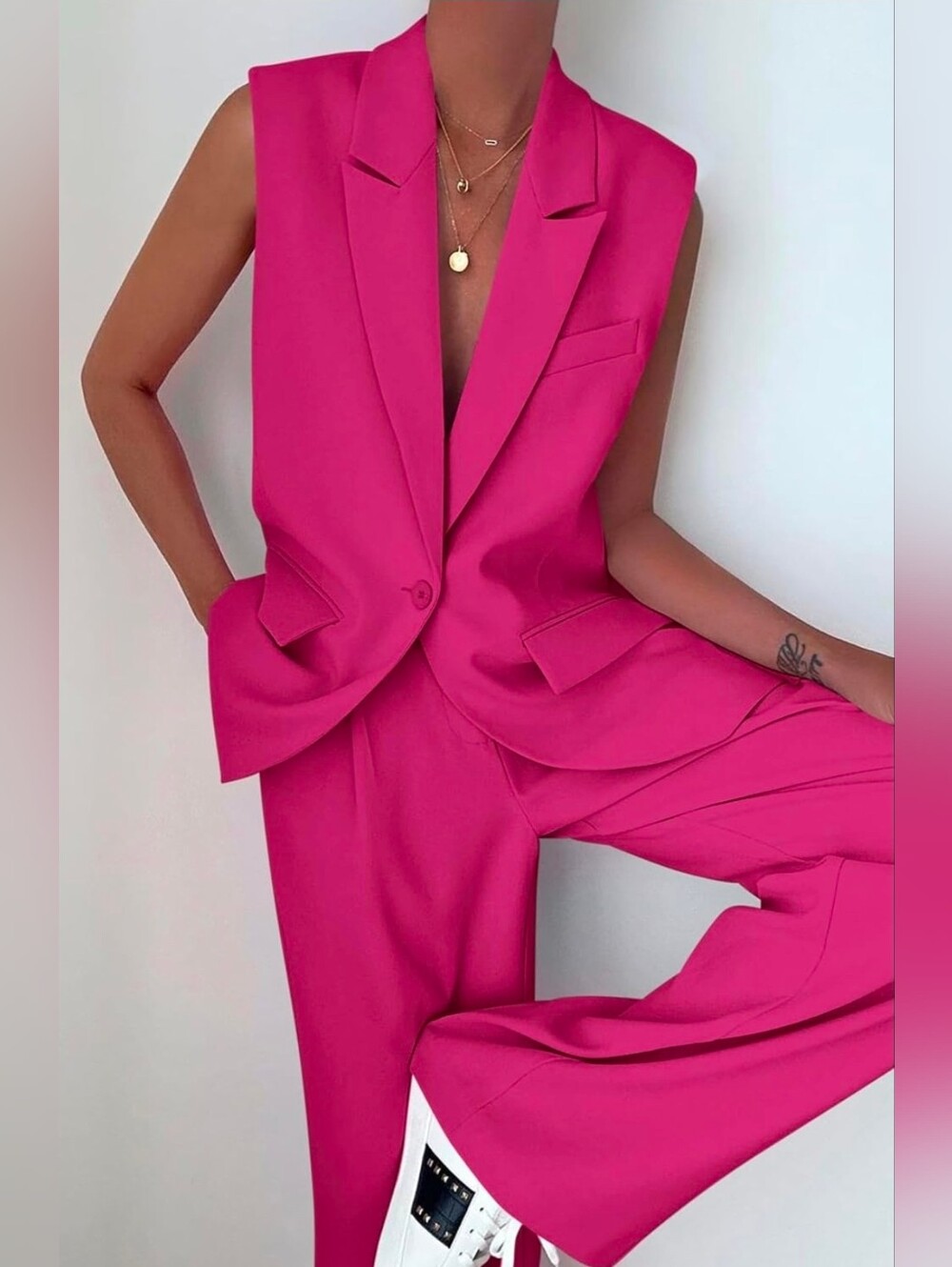 NWT-PrettyGarden Sleeveless Blazer & Wide-Leg Pants Set ($70 MSRP) - Picture 2 of 6